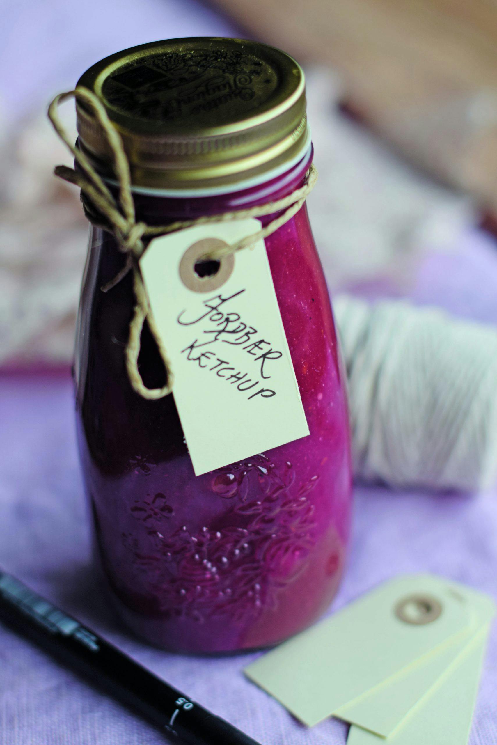 Jordbærketchup Jordbærketchup, spiselige julegaver